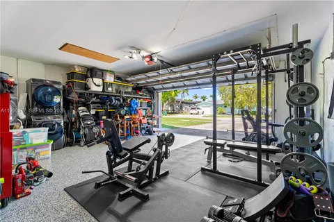 $899,900 | 10310 Southwest 128th Avenue, Miami, FL 33186