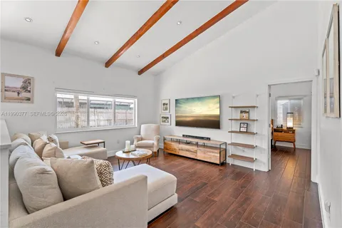 $899,900 | 10310 Southwest 128th Avenue, Miami, FL 33186