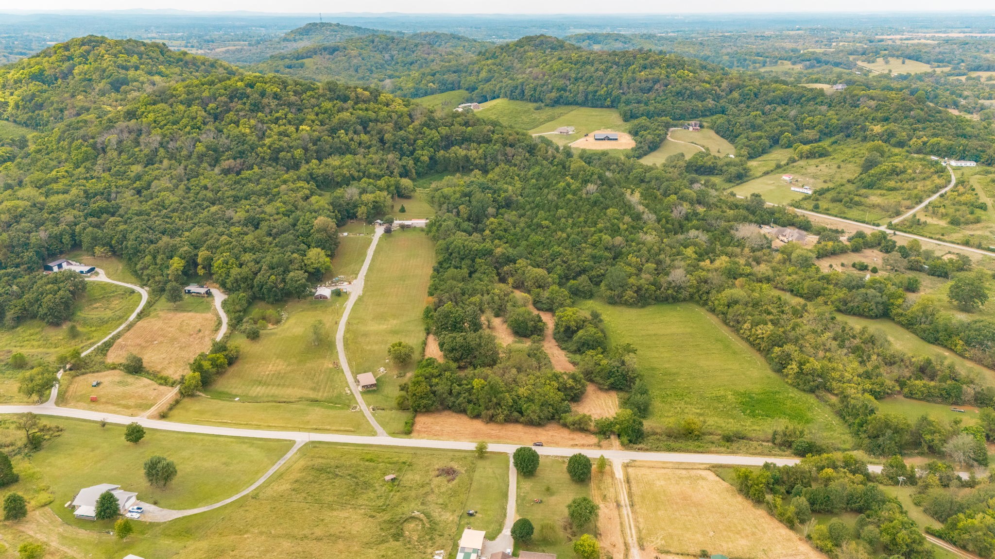 4605 Browning Branch Road Bethpage, TN 37022 - Photo 7 of 30 Gallery Image 7