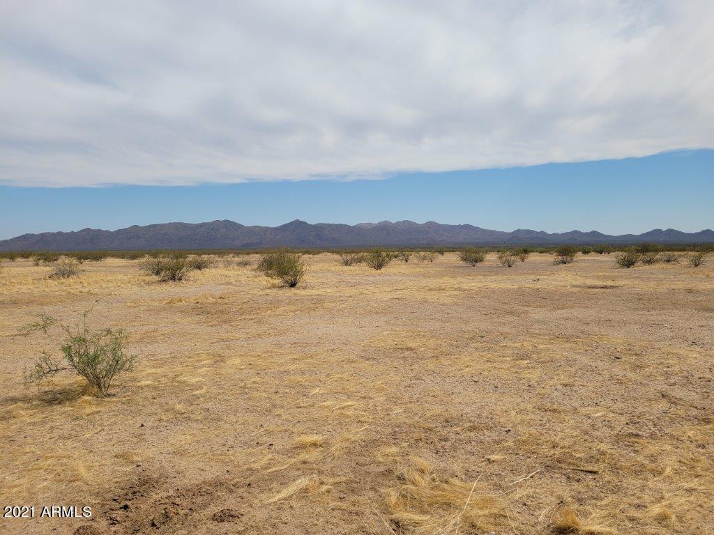 0 West Happy Valley Road Wittmann, AZ 85361 - Photo 18 of 24 Property looking south