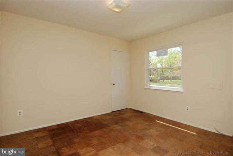 6211 Apache Street Springfield, VA 22150 - Photo 10 of 22 Bedroom #4
