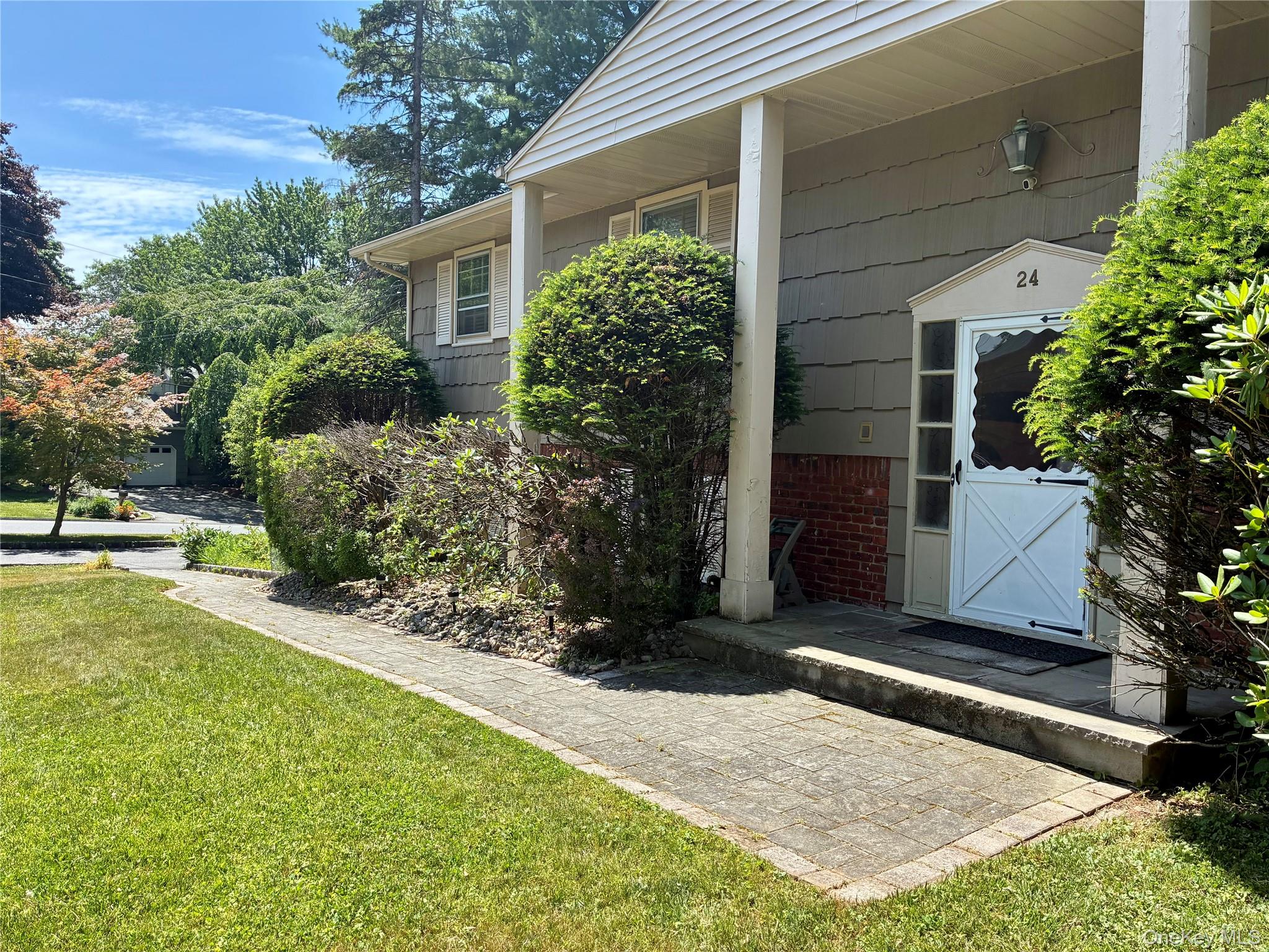 24 Ann Boulevard Spring Valley, NY 10977 - Photo 2 of 25 a view of a back yard of the house