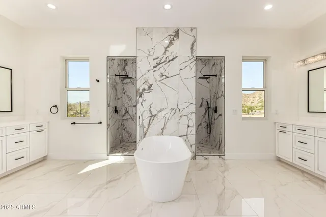 a view of a house with backyard and garden