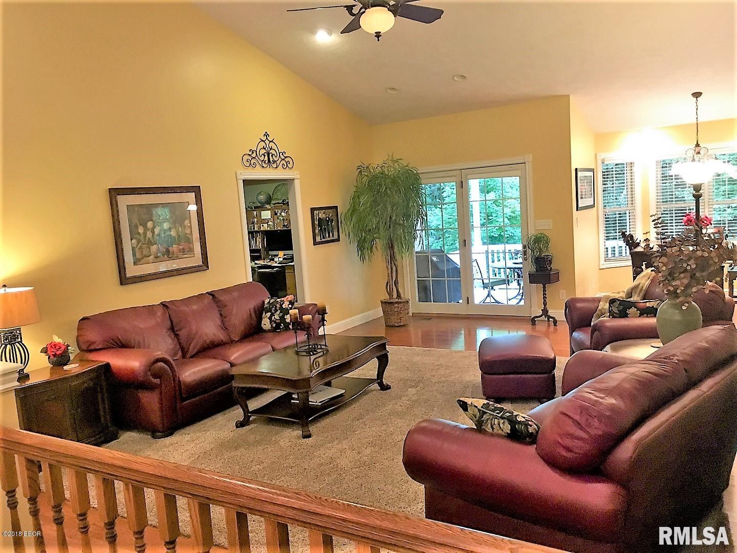4963 Andrew Road Marion, IL 62959 - Photo 5 of 50 Gallery Image 5