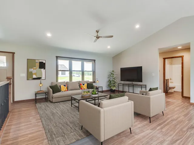 $459,900 | 1827 Golden Gate Way, Holmen, WI 54636