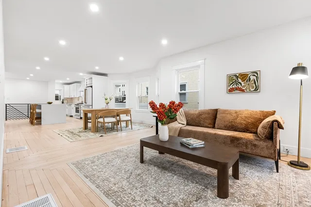 $689,000 | 22 Prescott Street, Unit 1, Salem, MA 01970