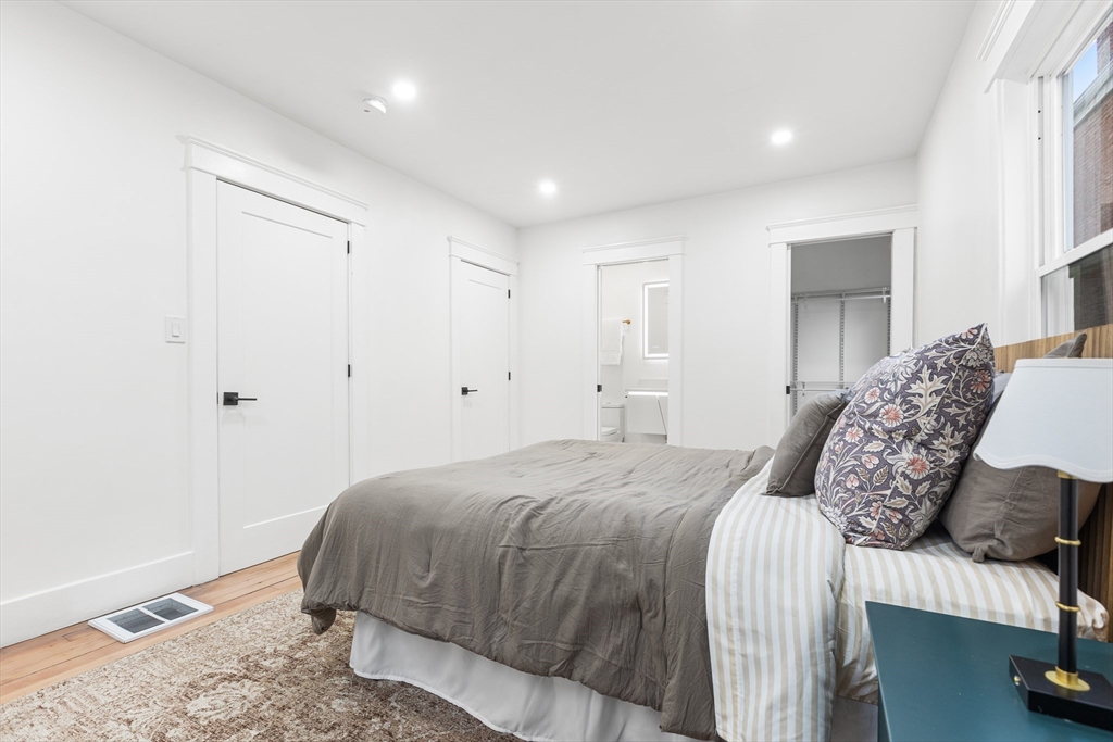 22 Prescott Street, Unit 1 Salem, MA 01970 - Photo 20 of 38