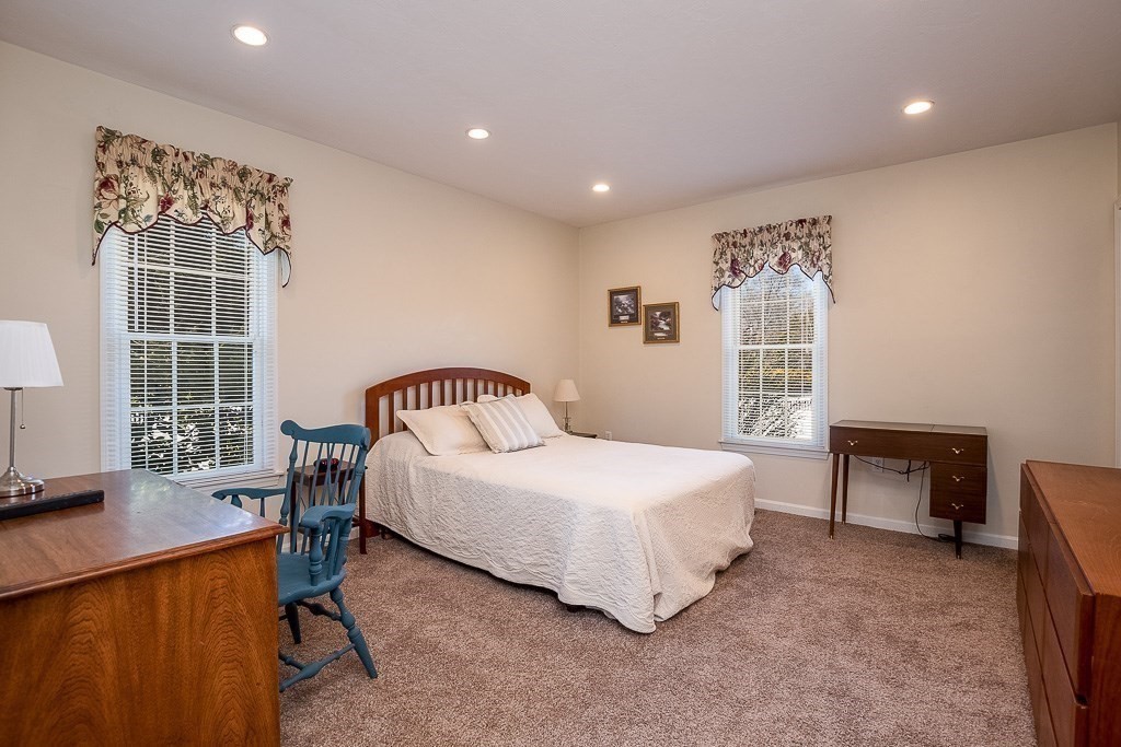 114 Saunders Road Norwood, MA 02062 - Photo 16 of 40 Gallery Image 16