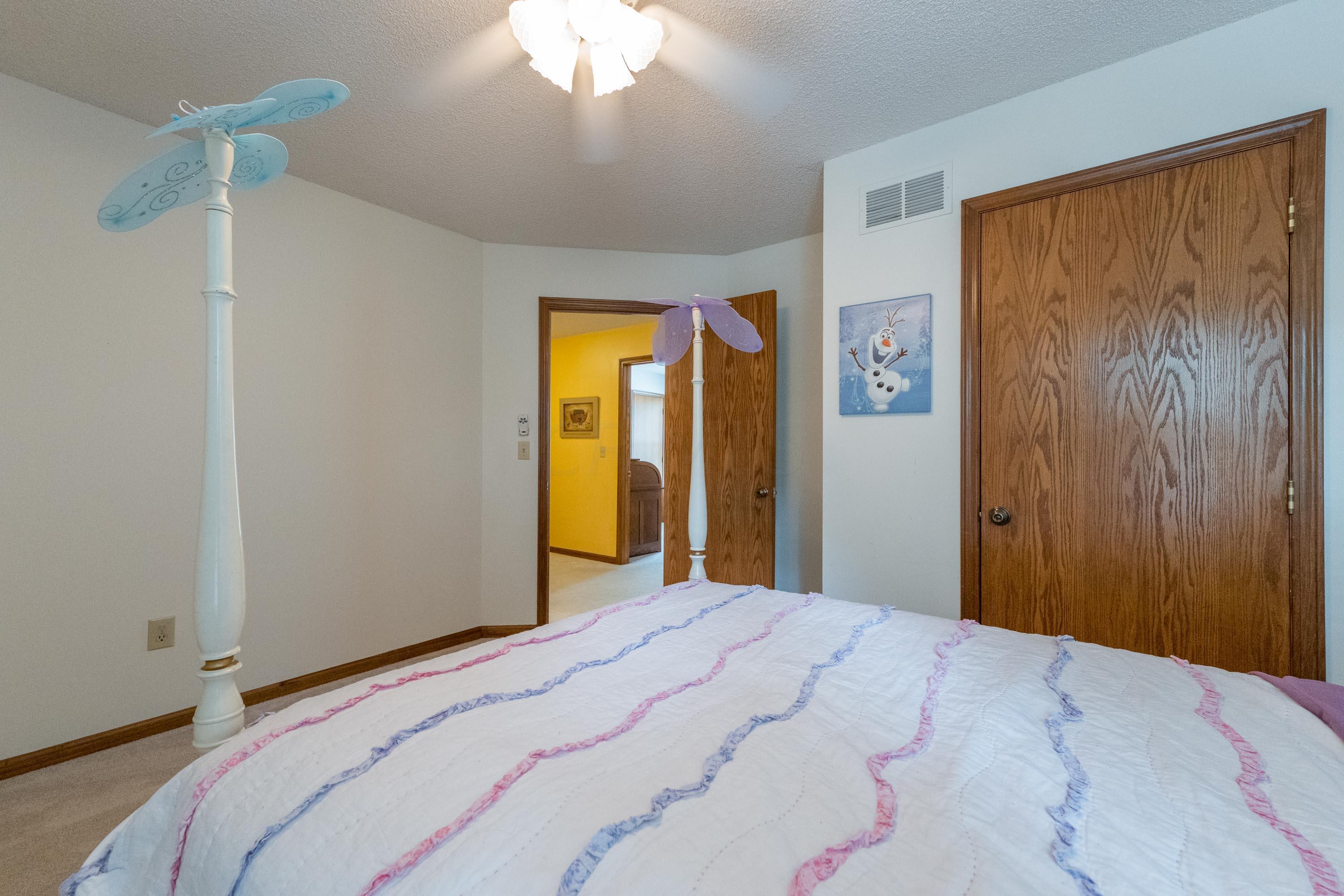 664 Ridenour Road Columbus, OH 43230 - Photo 50 of 77 047P1703874