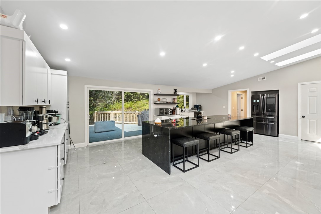 2 Premisy Hill Road North Smithfield, RI 02896 - Photo 11 of 42 Gallery Image 11