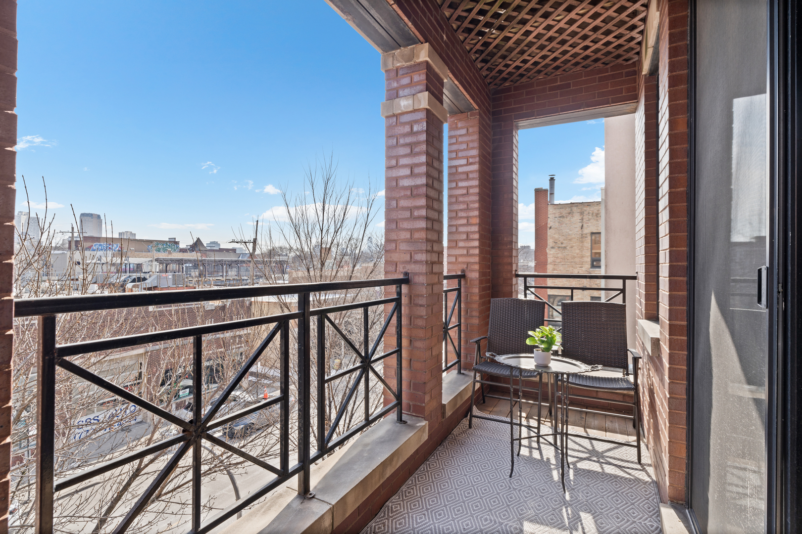 2820 North Sheffield Avenue, Unit 3S Chicago, IL 60657 - Photo 18 of 19