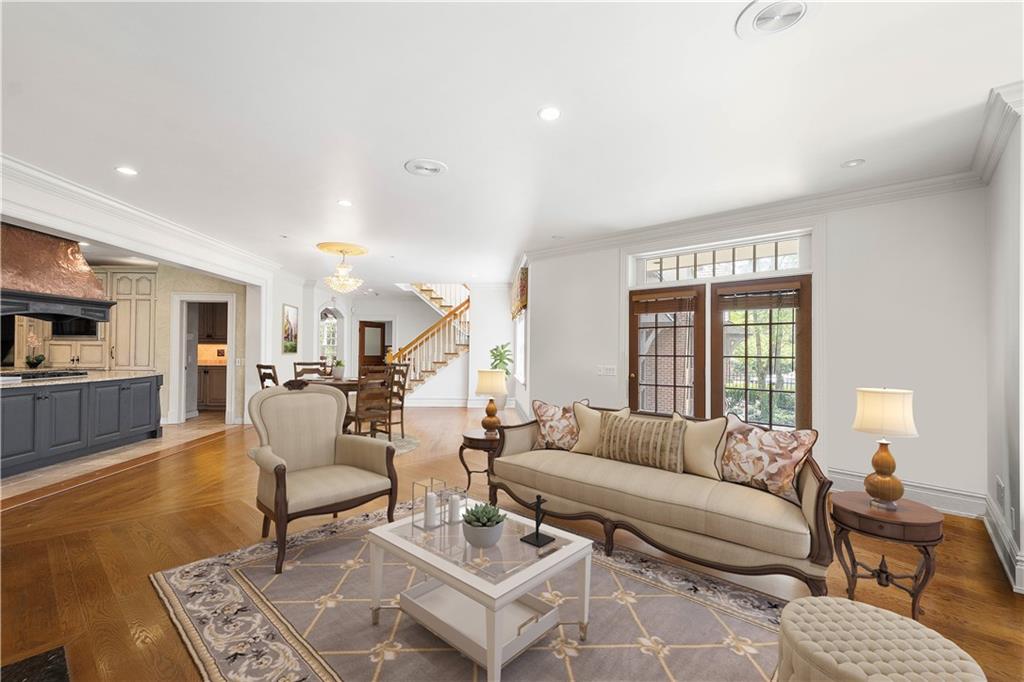125 Froebe Road Venetia, PA 15367 - Photo 21 of 50 a living room with furniture and a table