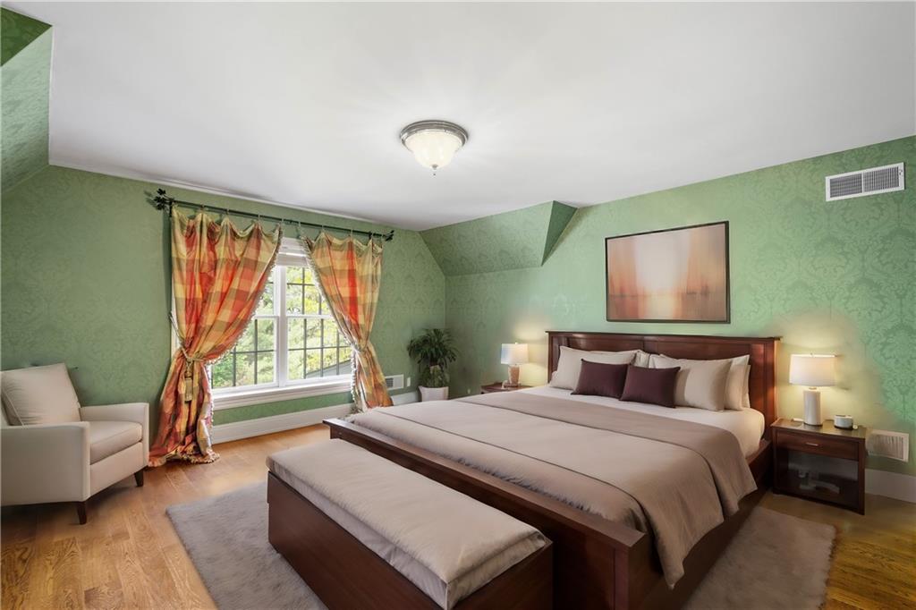 125 Froebe Road Venetia, PA 15367 - Photo 38 of 50 a bedroom with a bed and glass window