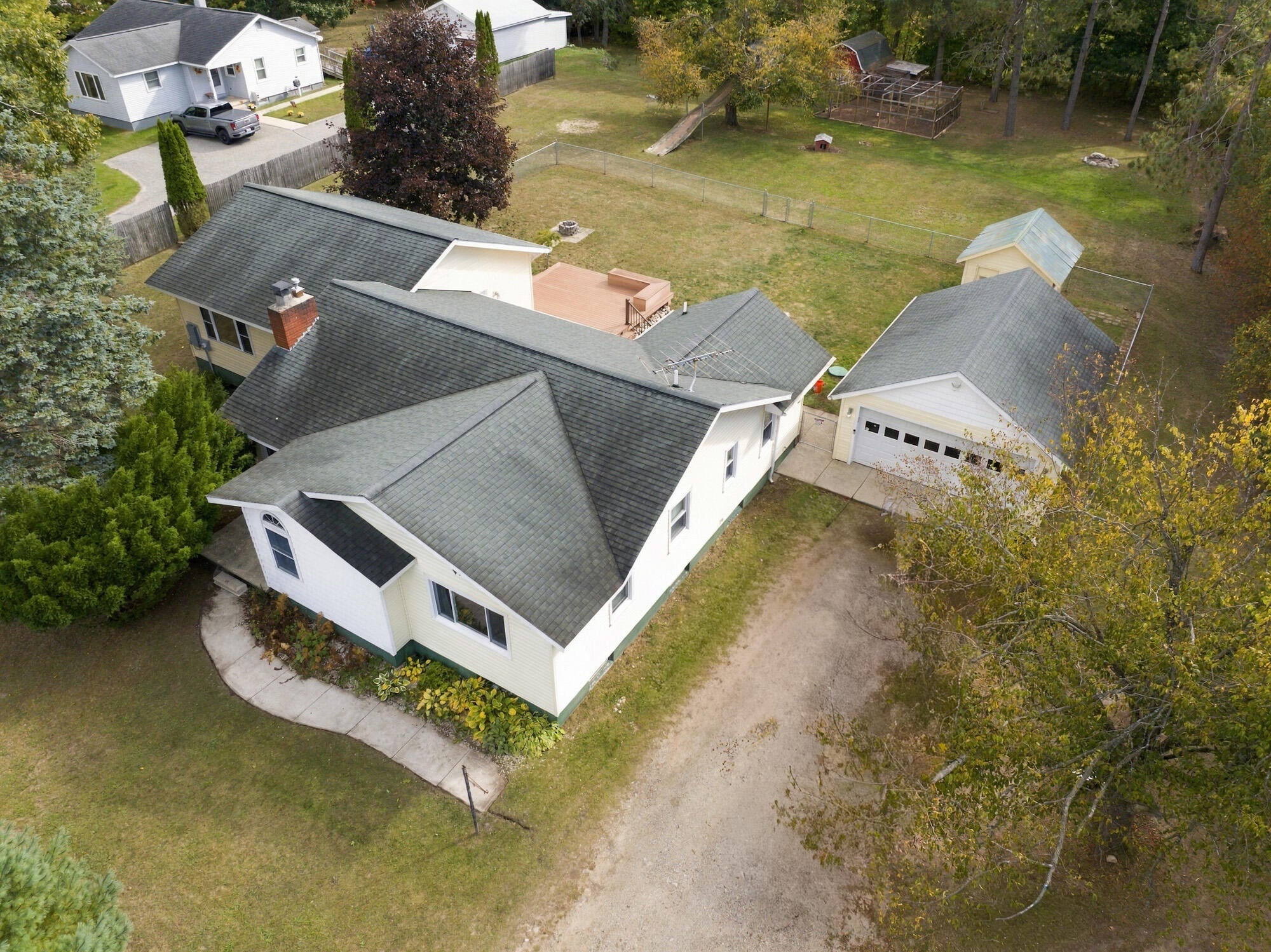 2826 Vanyea Road Cheboygan, MI 49721 - Photo 2 of 57 Gallery Image 2