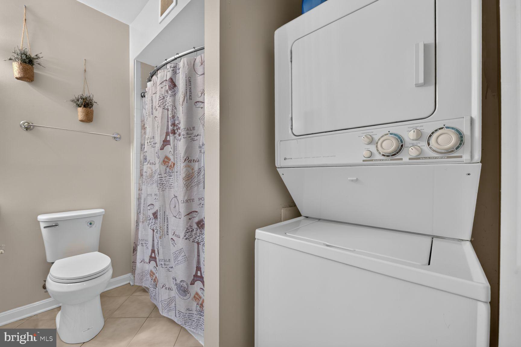11775 Stratford House Place, Unit 112 Reston, VA 20190 - Photo 26 of 53 Laundry