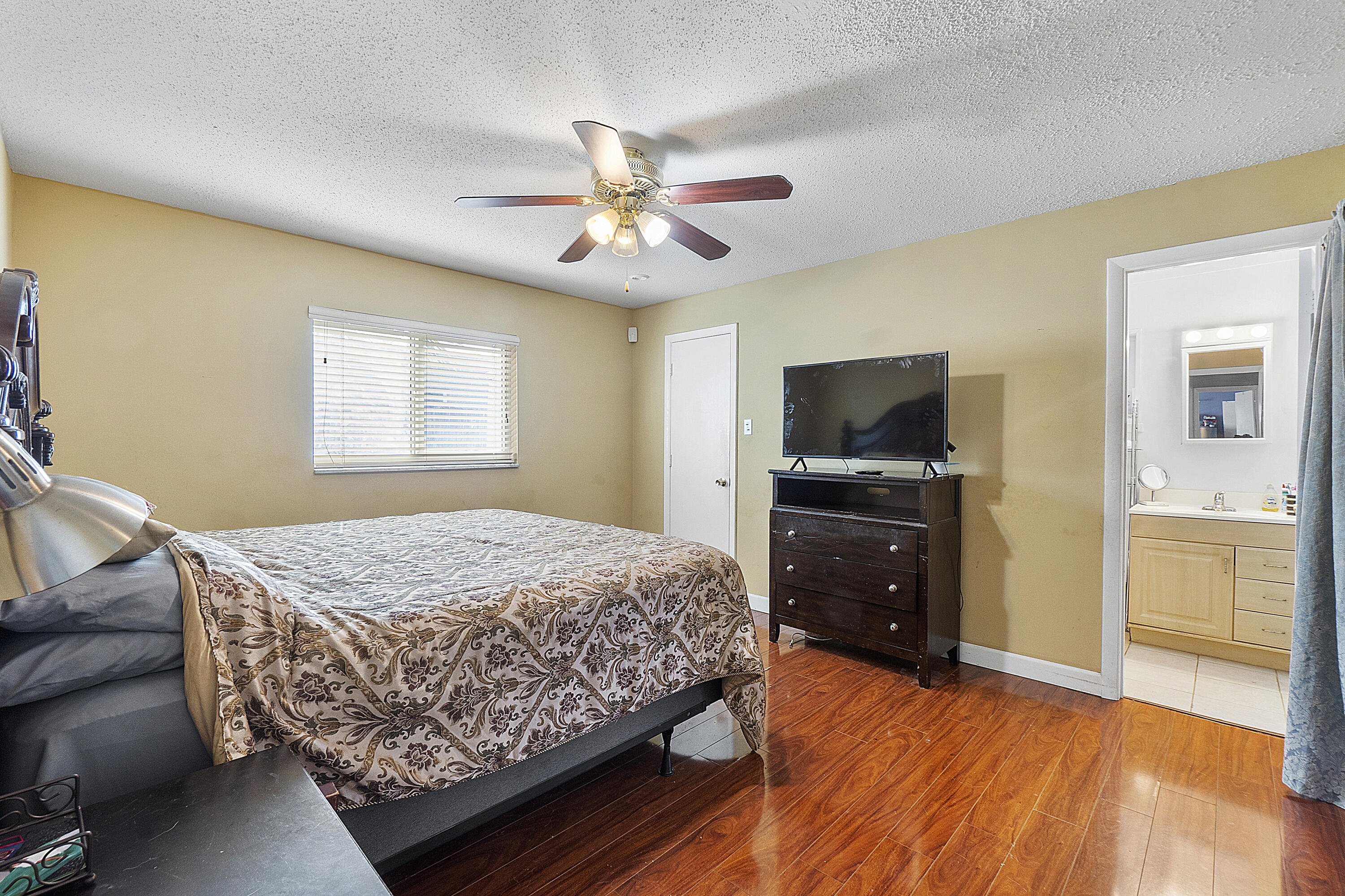 6972 Northwest 8th Street Margate, FL 33063 - Photo 23 of 50 Master Bedroom
