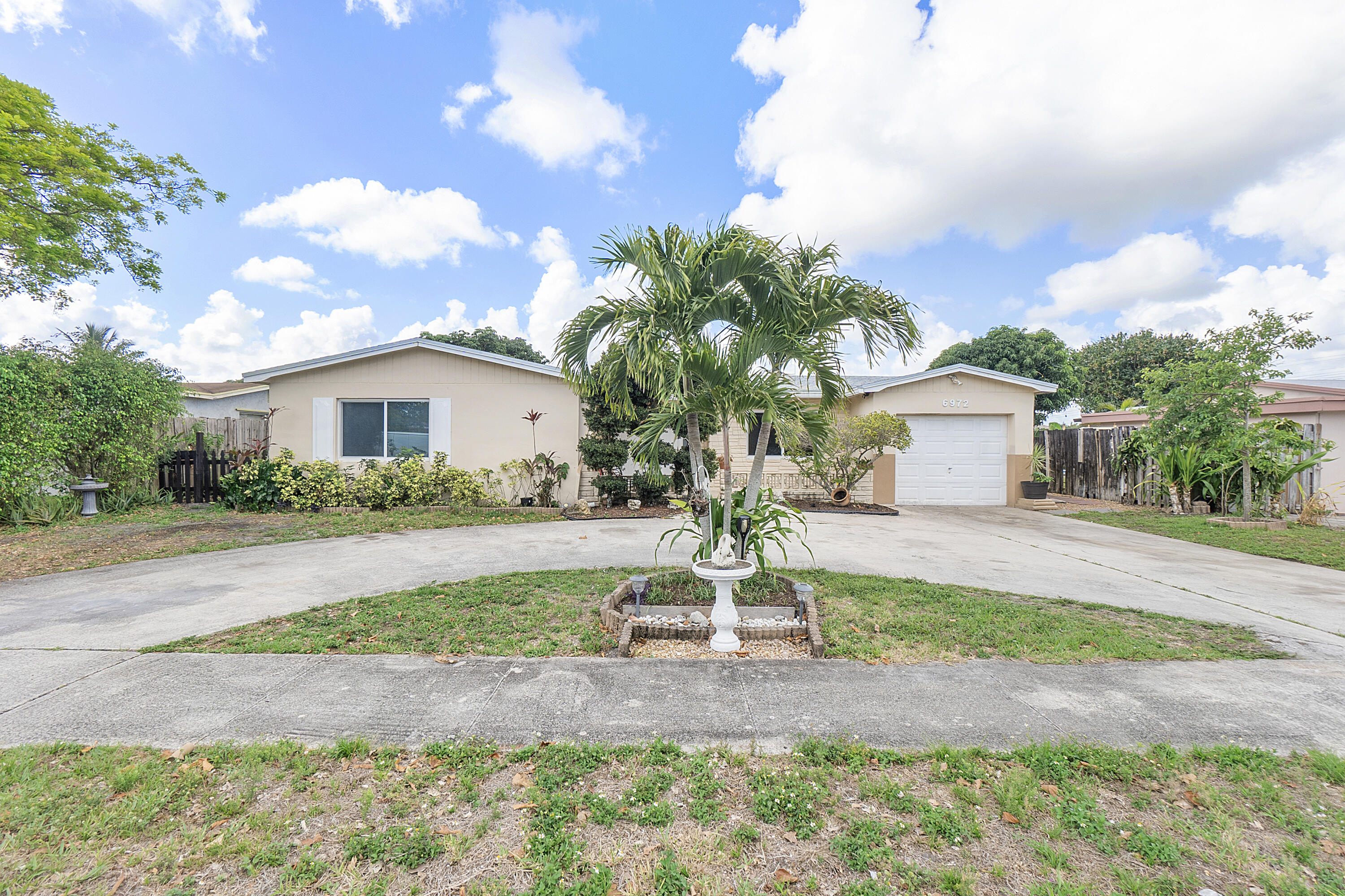 6972 Northwest 8th Street Margate, FL 33063 - Photo 6 of 50 Home Front