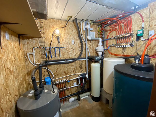 79 Auburn Forest Road Auburn, WY 83111 - Photo 52 of 76 View of utility room