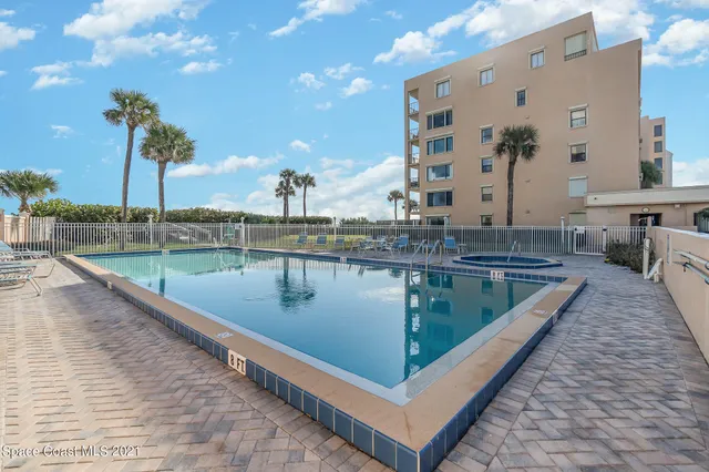 $3,150 | 995 N Highway, Unit 206, Indialantic, FL 32903