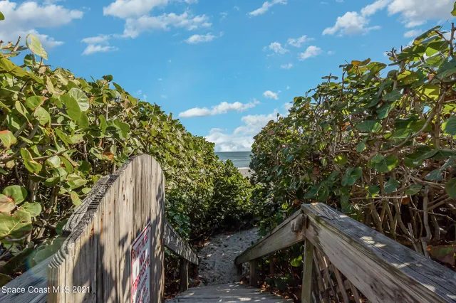 $3,150 | 995 N Highway, Unit 206, Indialantic, FL 32903