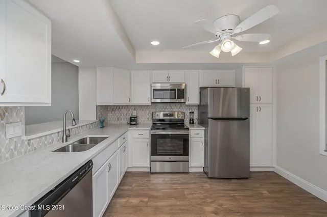 $3,150 | 995 N Highway, Unit 206, Indialantic, FL 32903