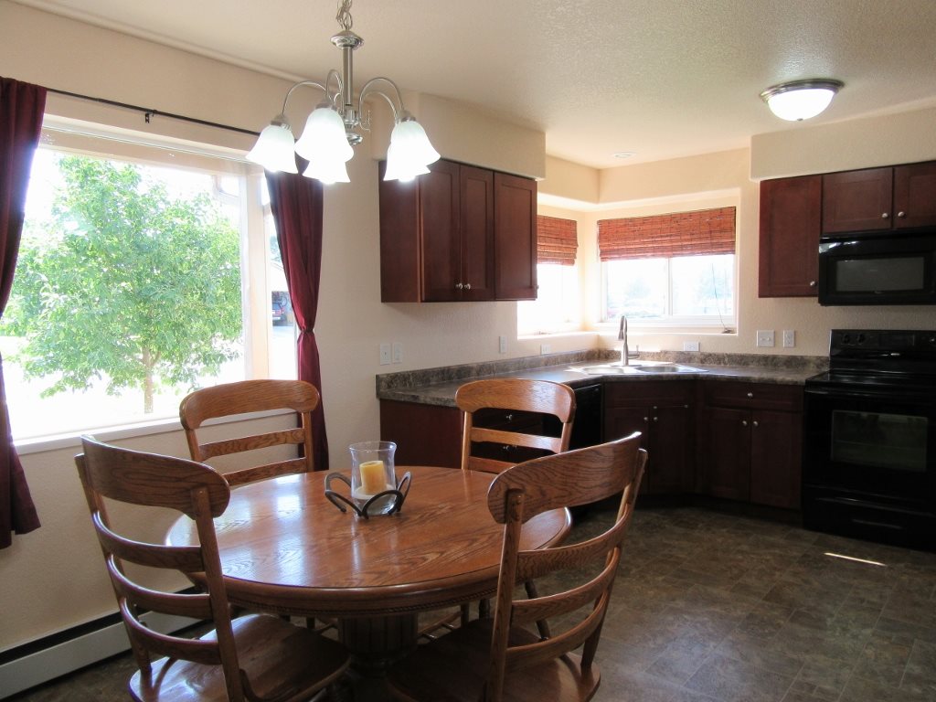 119 Red Rocks Street Fruita, CO 81521 - Photo 8 of 27 Gallery Image 8