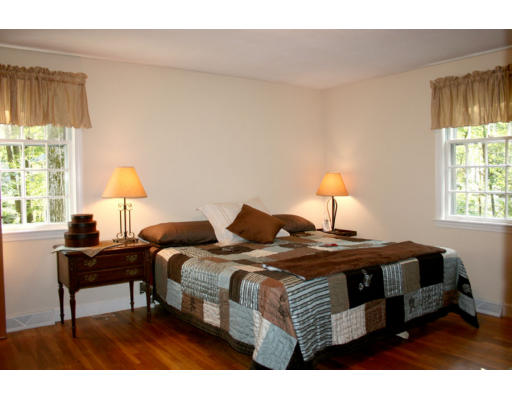 33 Wayland Hills Road Wayland, MA 01778 - Photo 14 of 20 Gallery Image 14