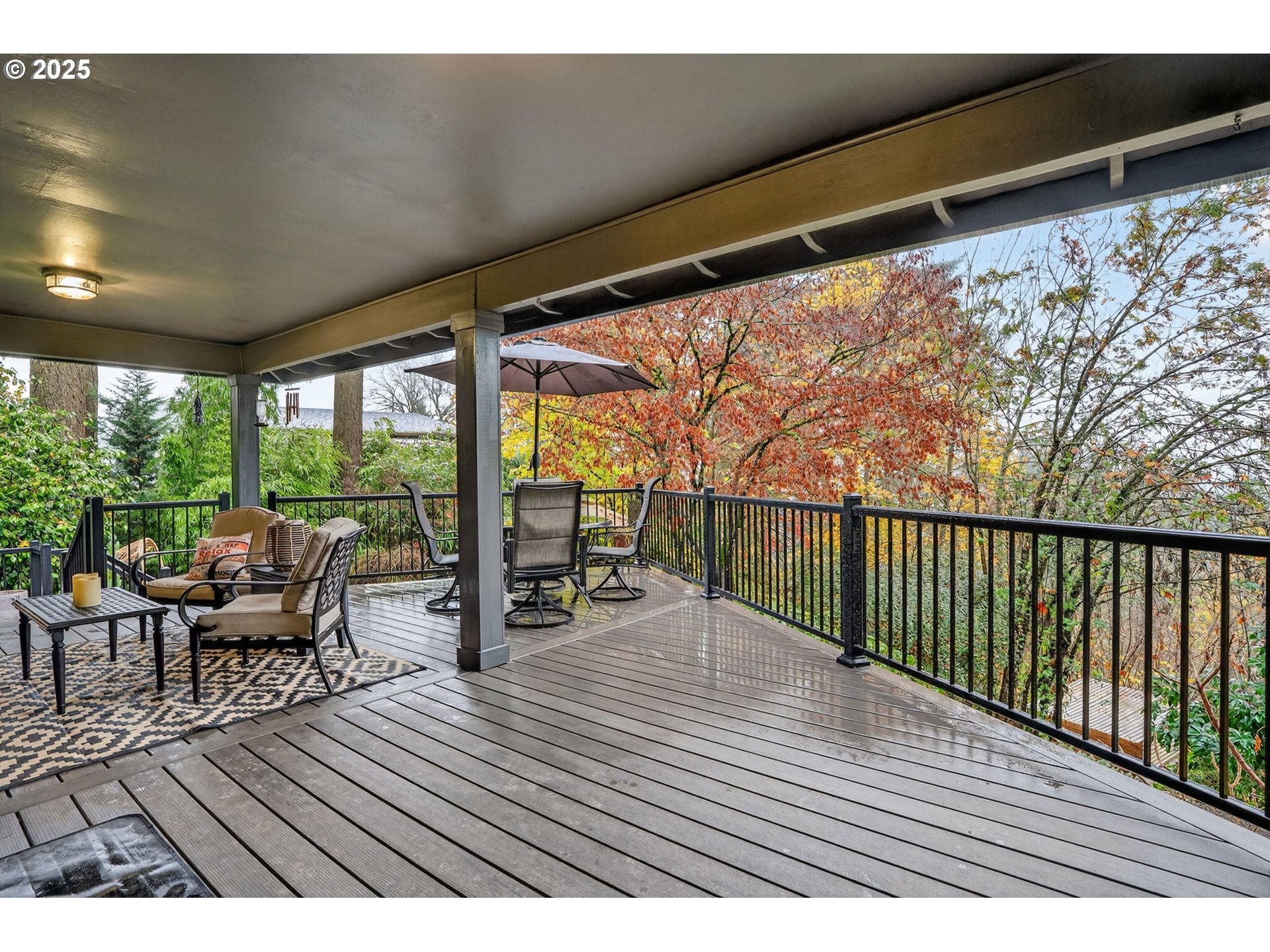 17542 Kirkwood Road Gladstone, OR 97027 - Photo 42 of 48 a balcony with wooden floor