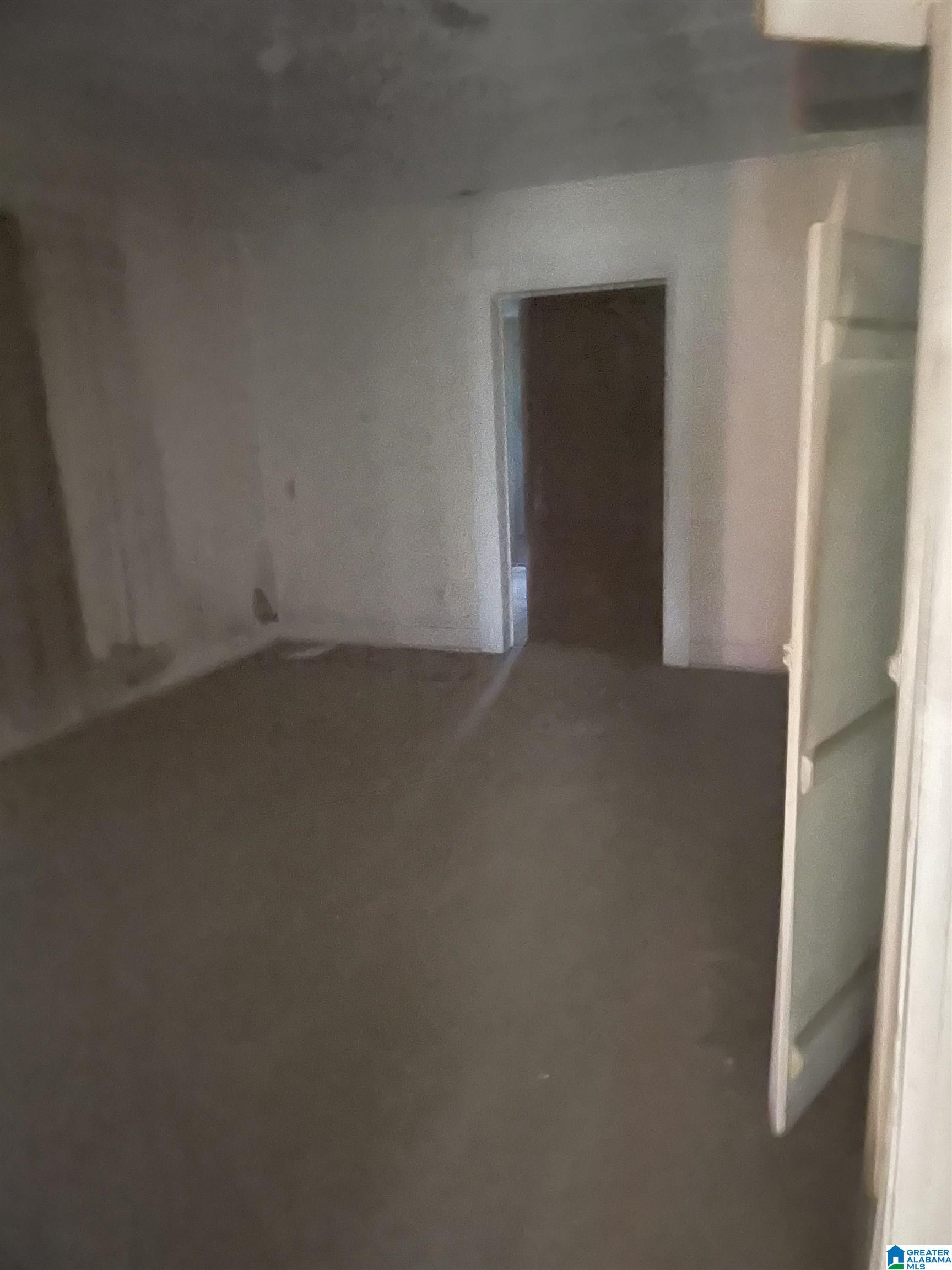 919 12th Street Anniston, AL 36201 - Photo 10 of 17