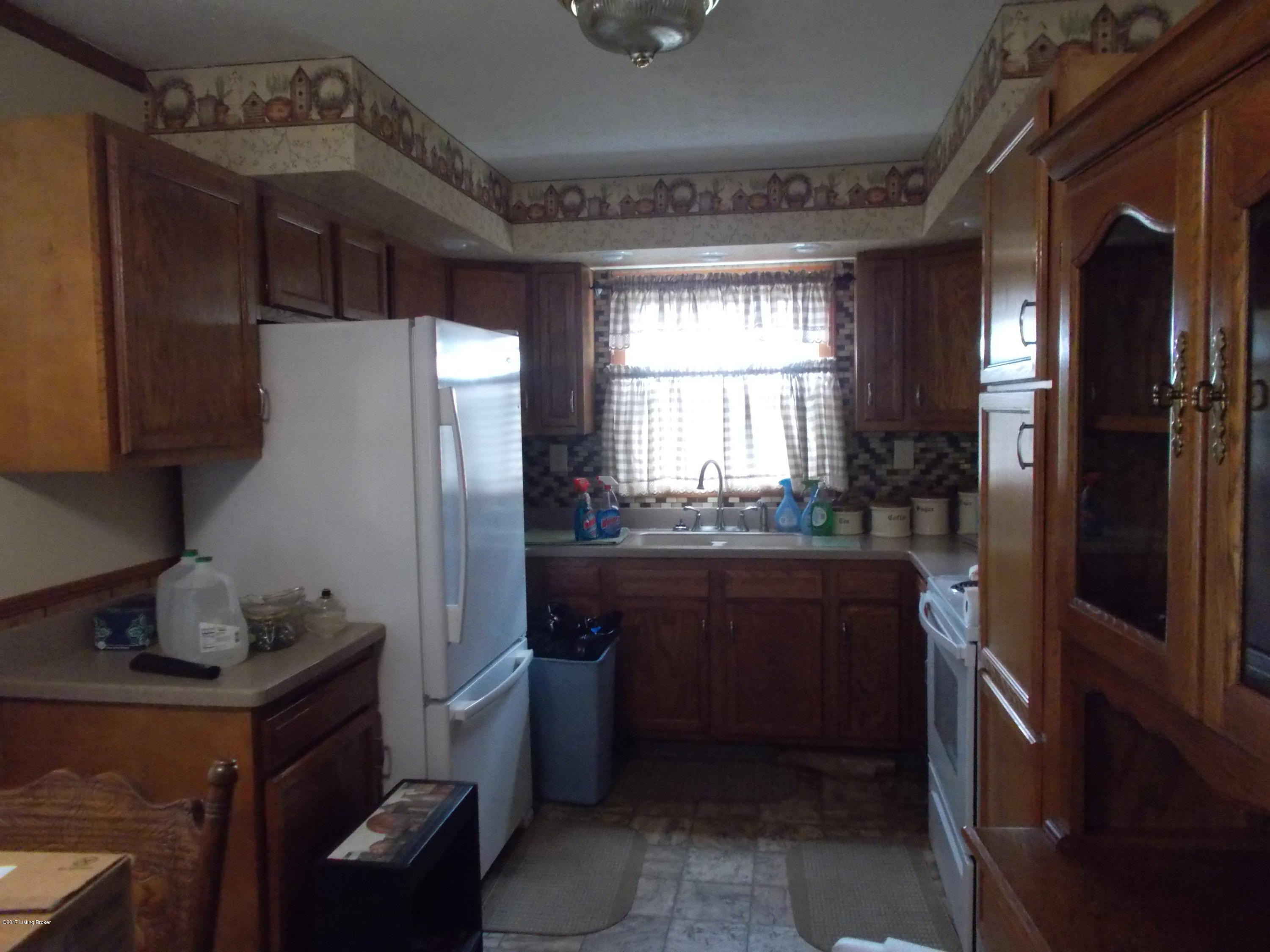 2799 Mound Hill Road Carrollton, KY 41008 - Photo 8 of 72 Kitchen