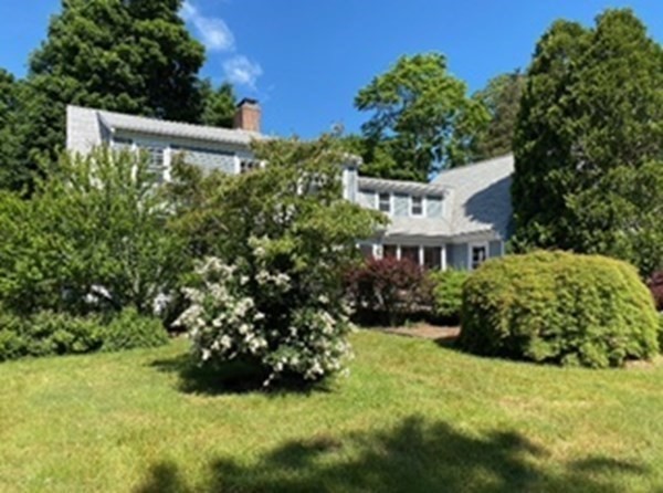 78 Mill Road Falmouth, MA 02540 - Photo 3 of 17 Gallery Image 3