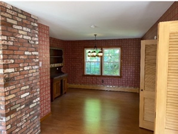78 Mill Road Falmouth, MA 02540 - Photo 5 of 17 Gallery Image 5