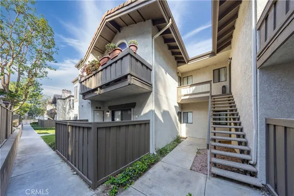 $488,000 | 22725 Lakeway Drive, Unit 393, Diamond Bar, CA 91765