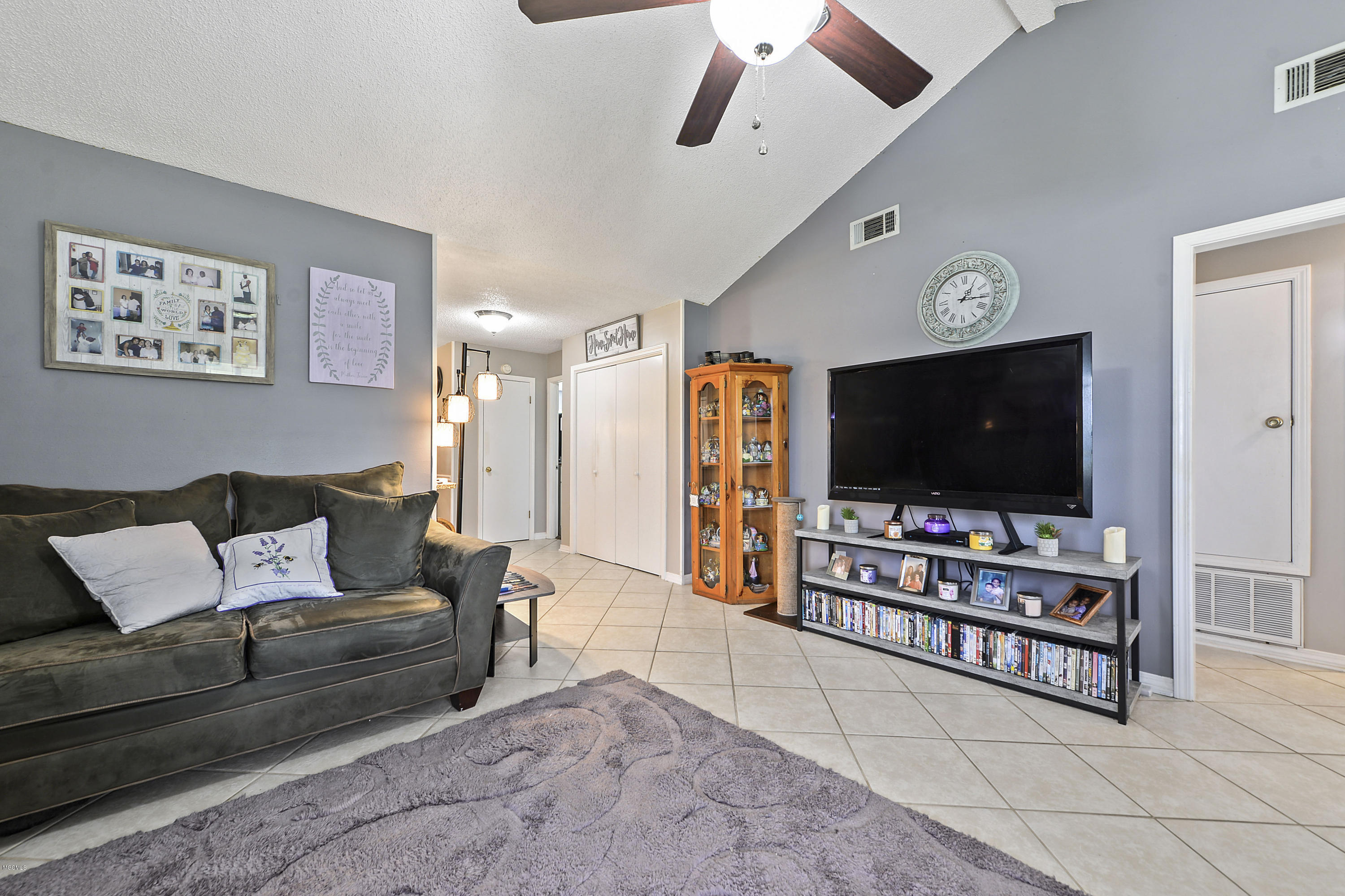 15121 Cook Road Biloxi, MS 39532 - Photo 5 of 19 005
