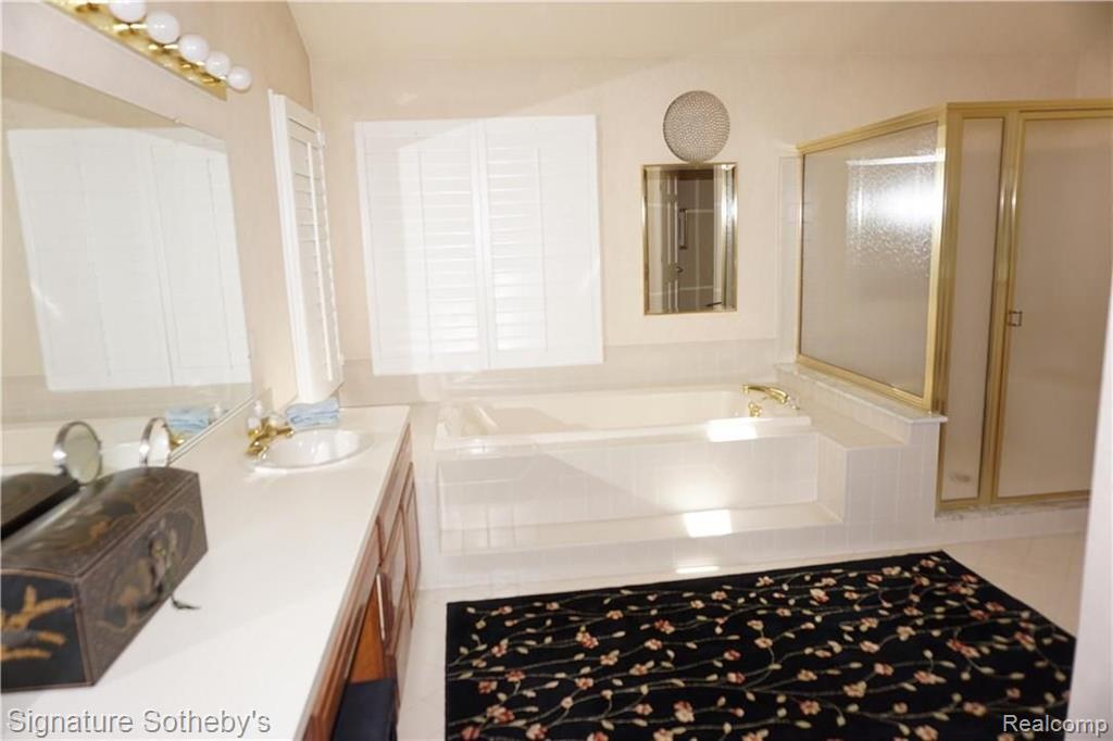 1290 Pebble Pointe Drive Rochester, MI 48307 - Photo 16 of 25