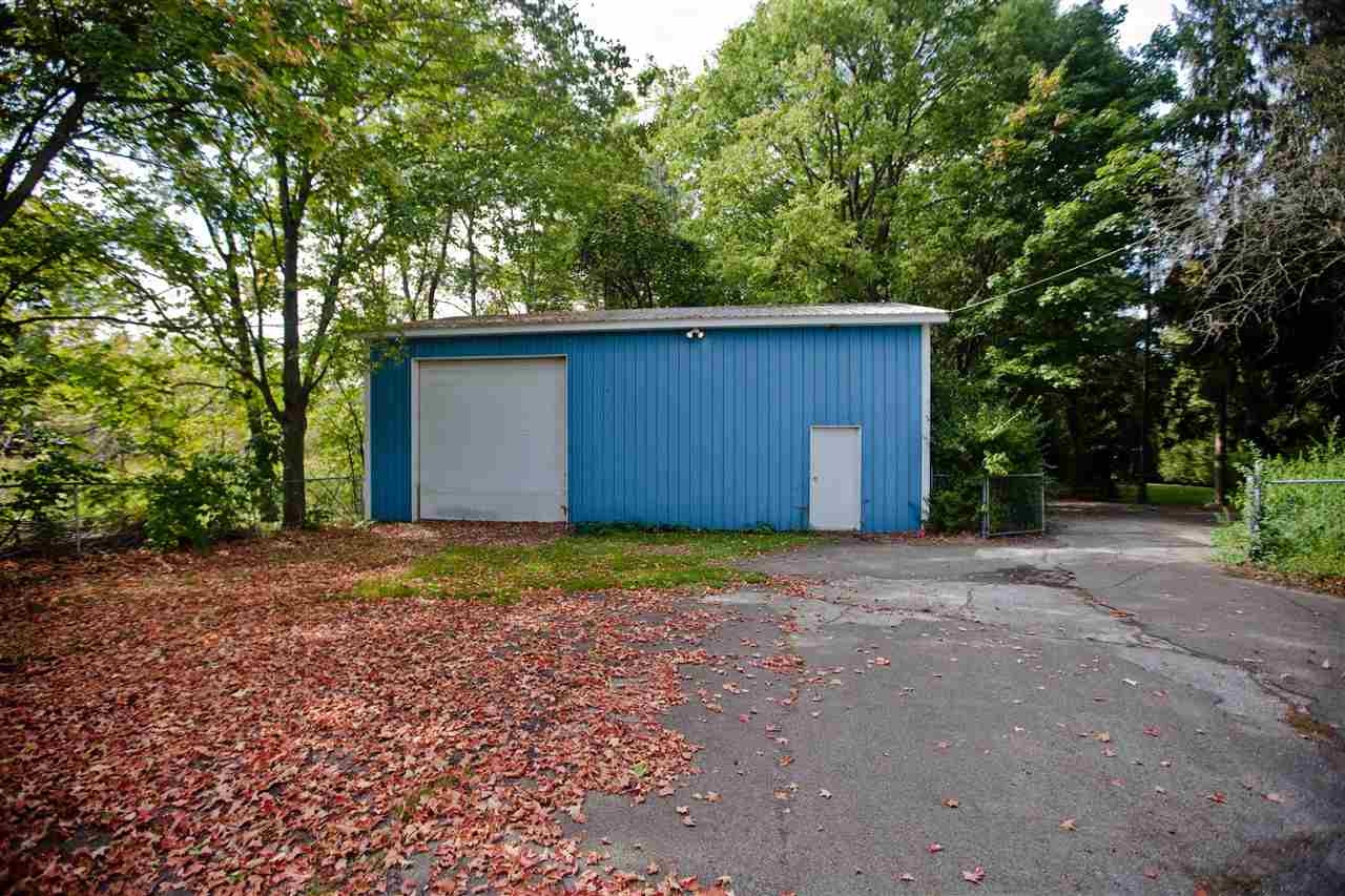 60010 Myrtle Road South Bend, IN 46614 - Photo 3 of 14 Gallery Image 3