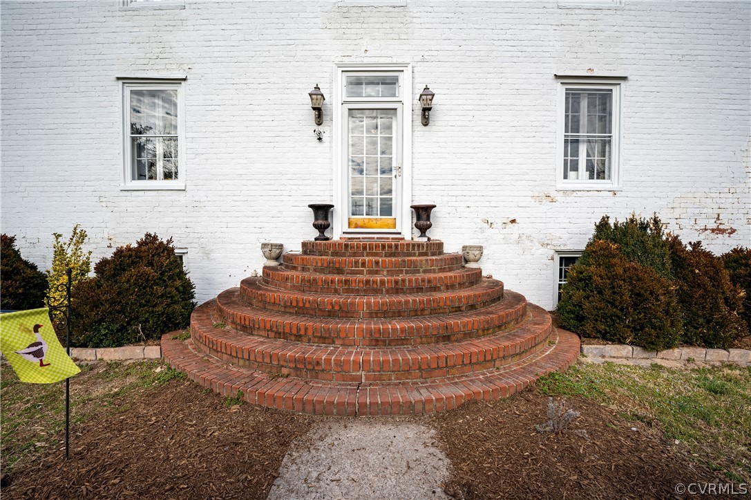 1447 Smokey Road Aylett, VA 23009 - Photo 4 of 50 Gallery Image 4