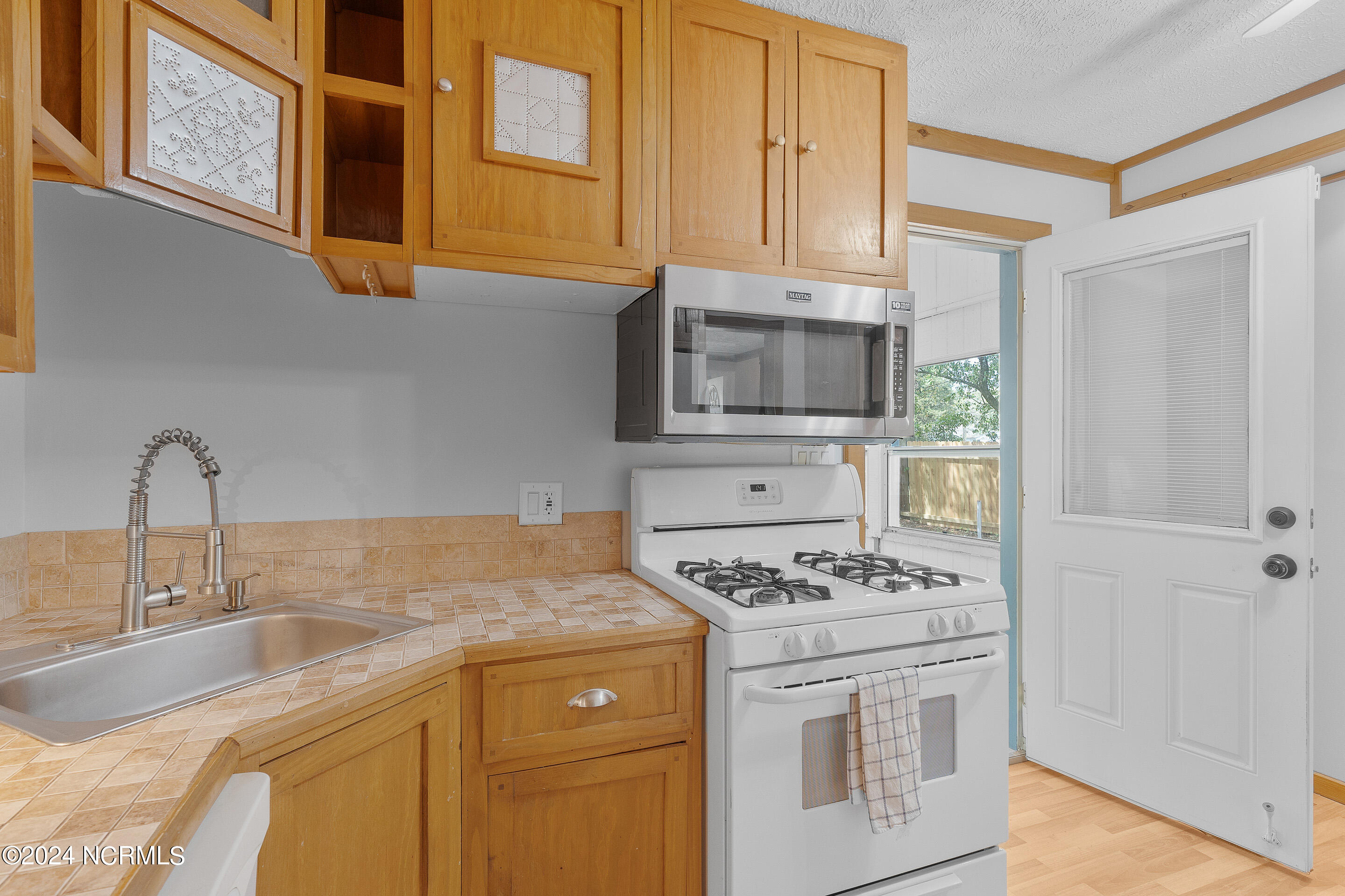 2414 Crossover Road Wilmington, NC 28401 - Photo 12 of 42 2414 Crossover Rd MLS-13