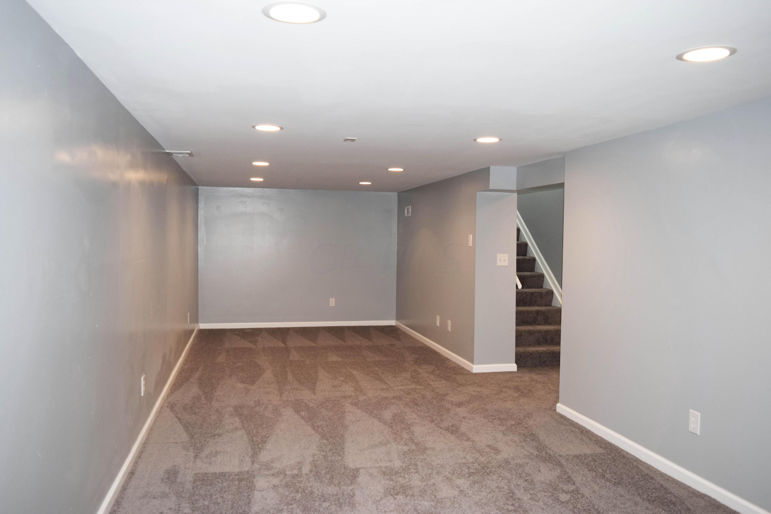 4584 Fairgrove Road Columbus, OH 43231 - Photo 15 of 21 Gallery Image 15