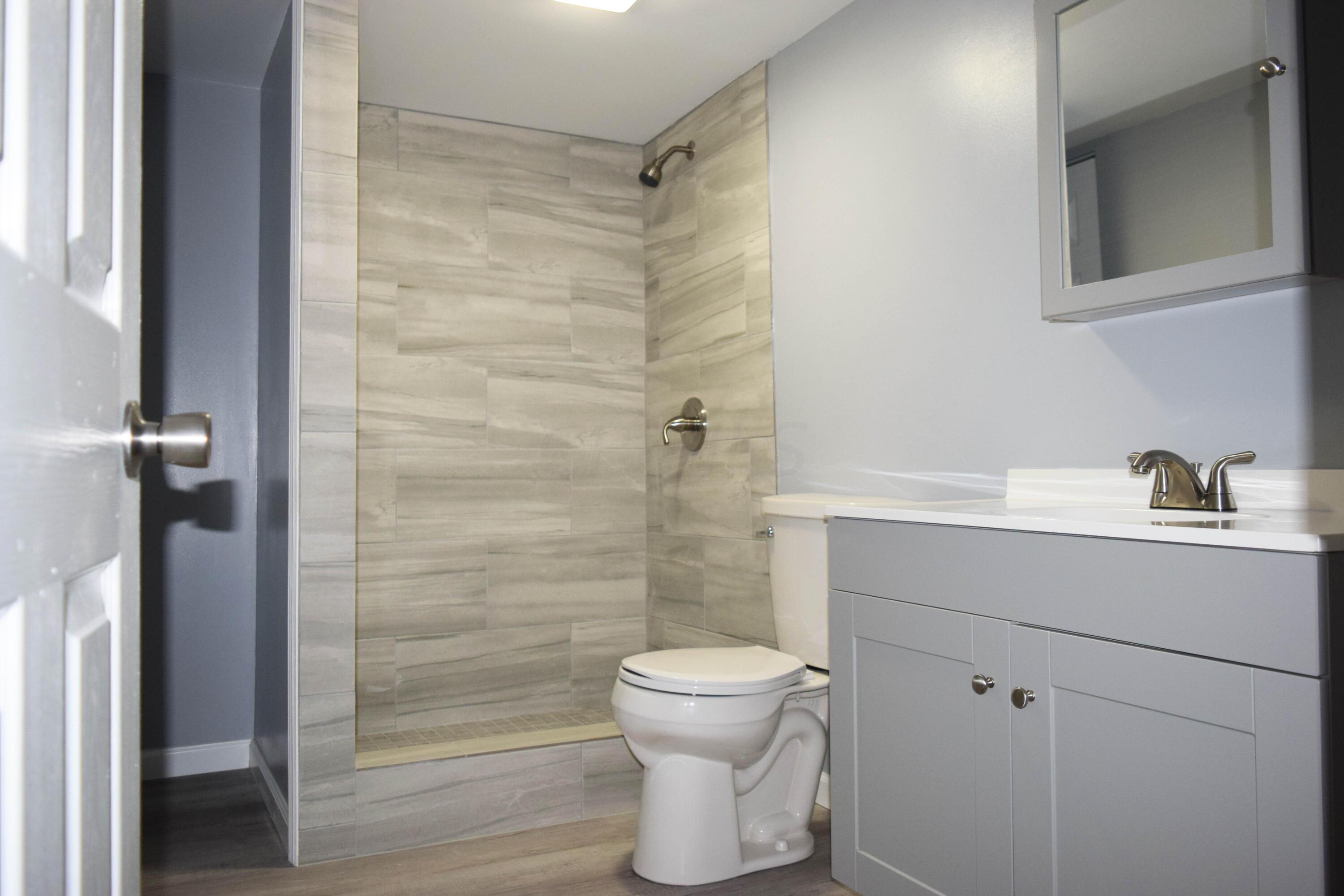 4584 Fairgrove Road Columbus, OH 43231 - Photo 17 of 21 Gallery Image 17