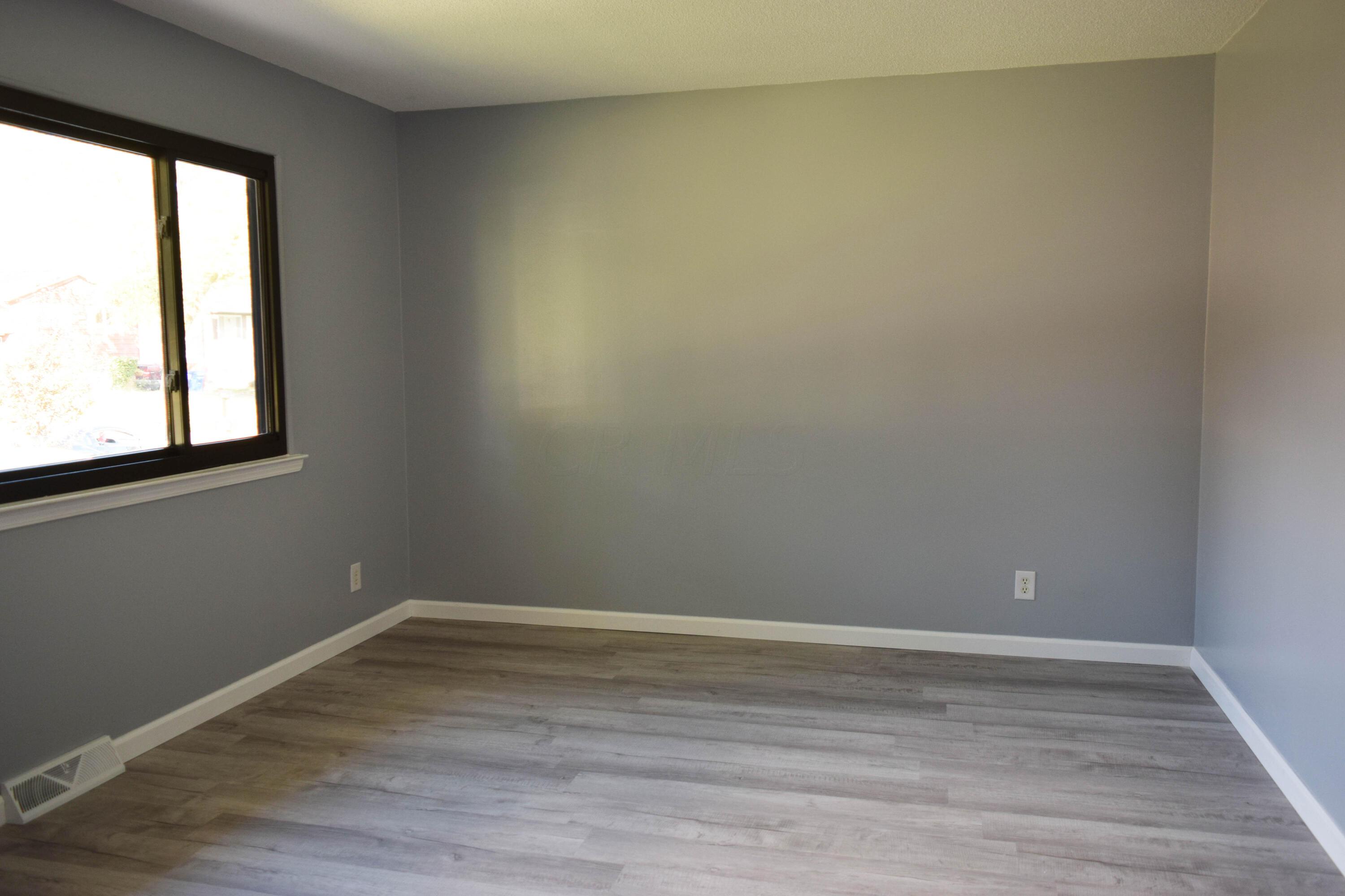 4584 Fairgrove Road Columbus, OH 43231 - Photo 4 of 21 Gallery Image 4