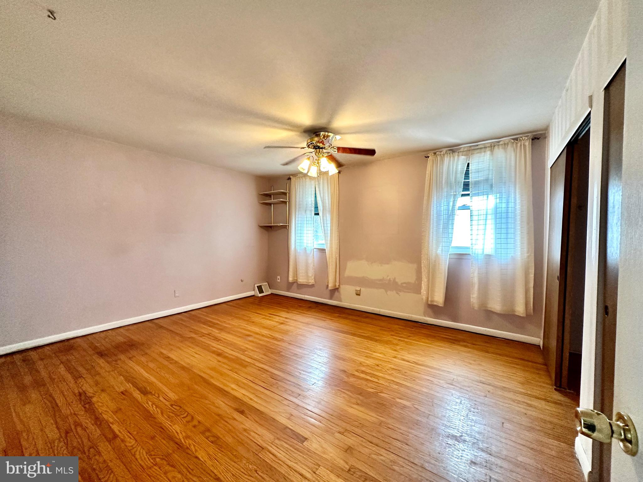 9122 Springview Road Philadelphia, PA 19115 - Photo 21 of 30 Gallery Image 21