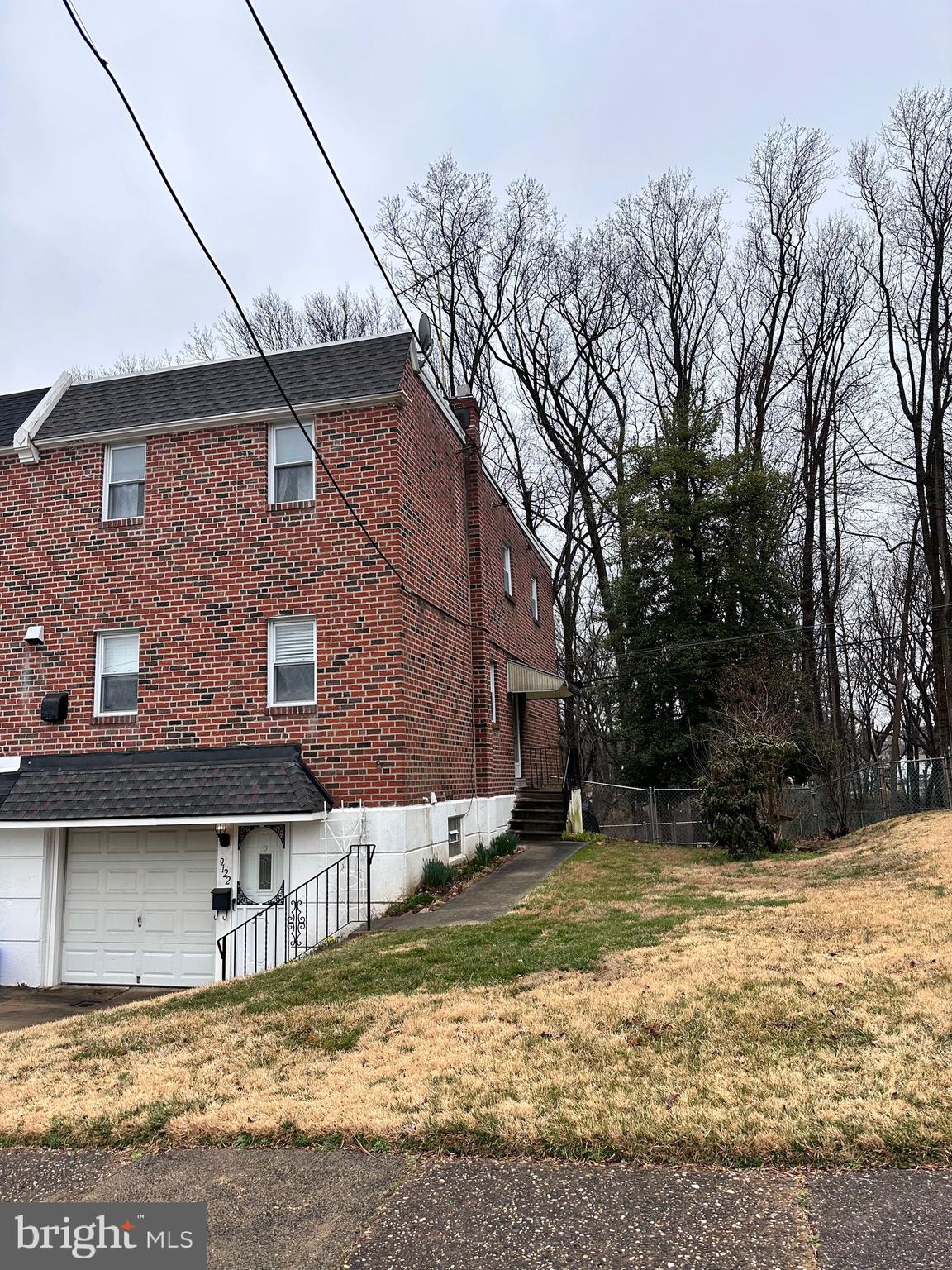 9122 Springview Road Philadelphia, PA 19115 - Photo 3 of 30 Gallery Image 3