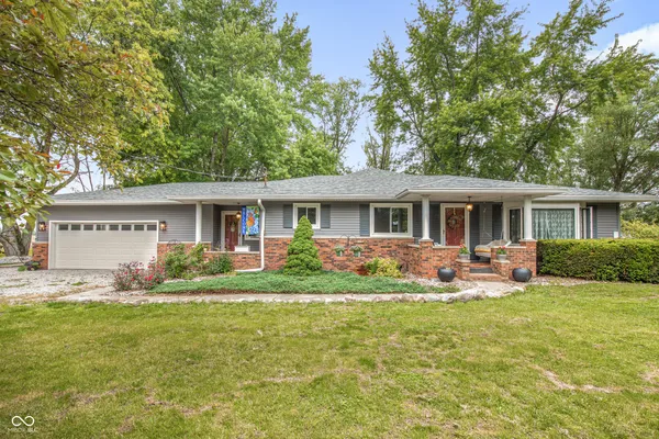$400,000 | 20 East 400 South, Tipton, IN 46072