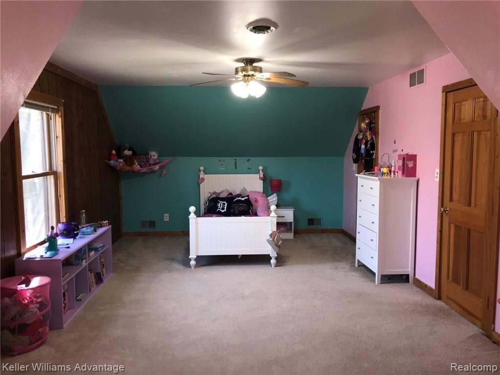 21580 Otter Road Belleville, MI 48111 - Photo 25 of 39 IMG_0438.jpg