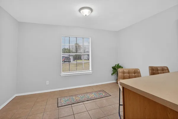 $194,900 | 351 Dobbyn Street, Bridge City, TX 77611