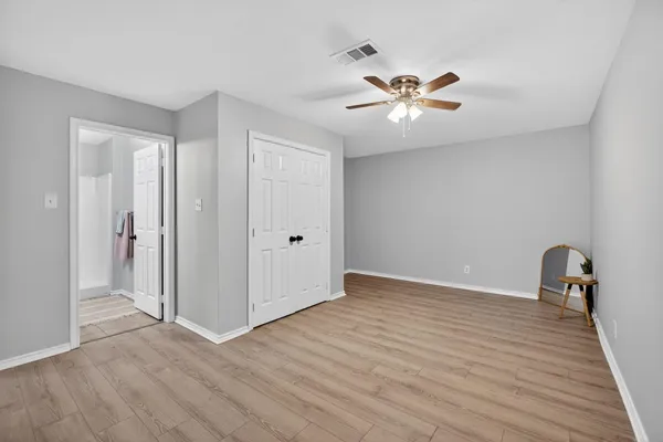 $194,900 | 351 Dobbyn Street, Bridge City, TX 77611