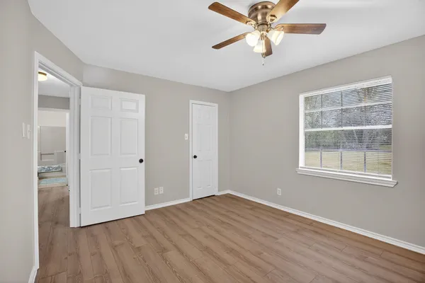 $194,900 | 351 Dobbyn Street, Bridge City, TX 77611