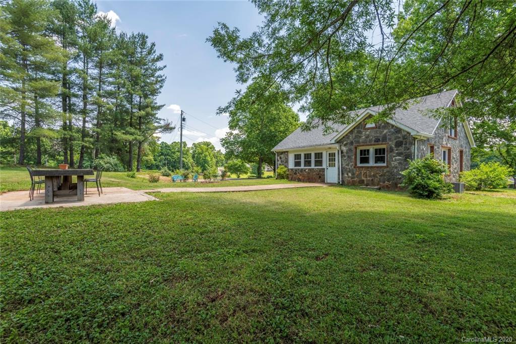 2295 Antioch Road Morganton, NC 28655 - Photo 7 of 30 Gallery Image 7