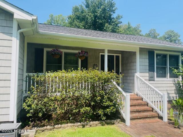 415 Boros Road New Bern, NC 28560 - Photo 6 of 37 Front of home